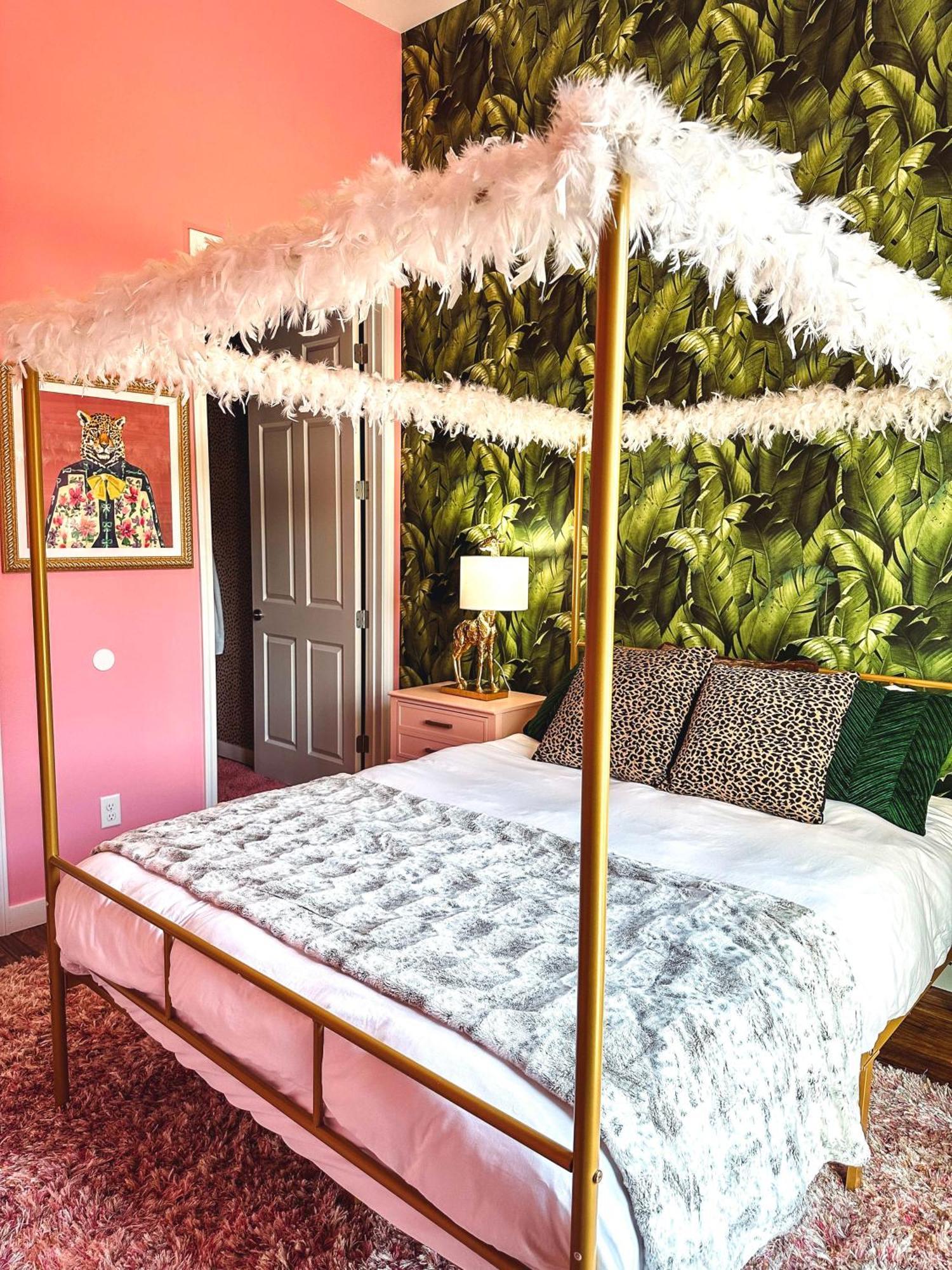 Dreaming With Dolly - Luxe Stay Near Broadway Нашвил Екстериор снимка